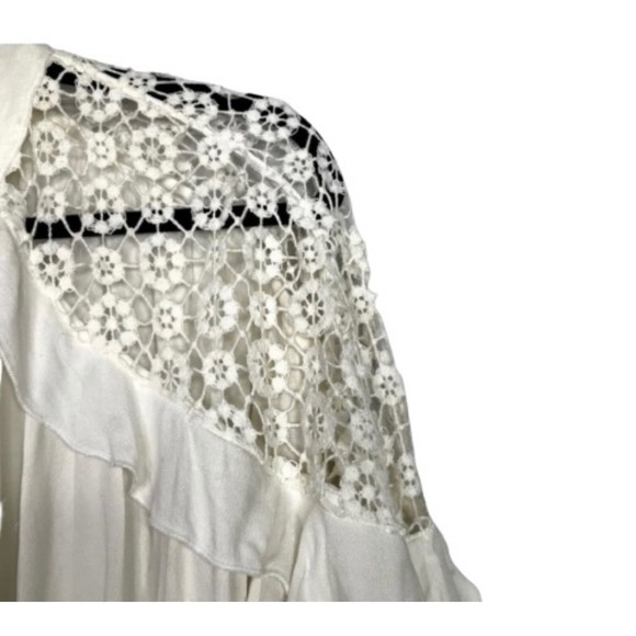 NWOT- Free People Little Bit of Love White Lace Ruffle Blouse- Size M - Picture 5 of 6
